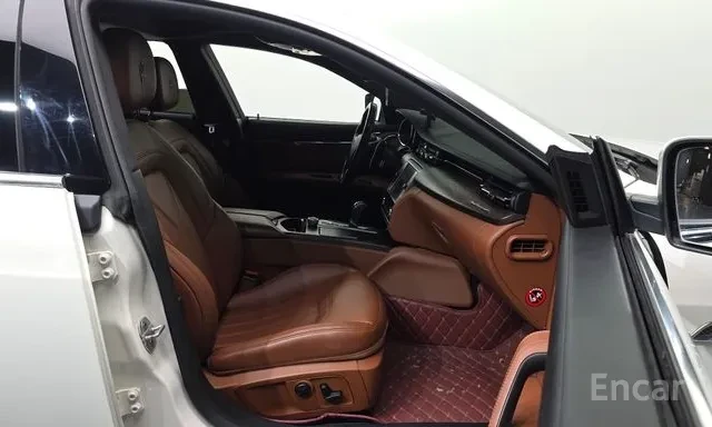 Maserati Quattroporte 3.0 DIESEL ЛИЗИНГ, снимка 10 - Автомобили и джипове - 56319035