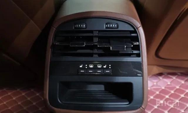Maserati Quattroporte 3.0 DIESEL ЛИЗИНГ, снимка 13 - Автомобили и джипове - 56319035