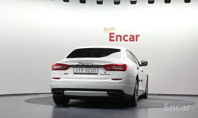 Maserati Quattroporte 3.0 DIESEL ЛИЗИНГ, снимка 5 - Автомобили и джипове - 56319035