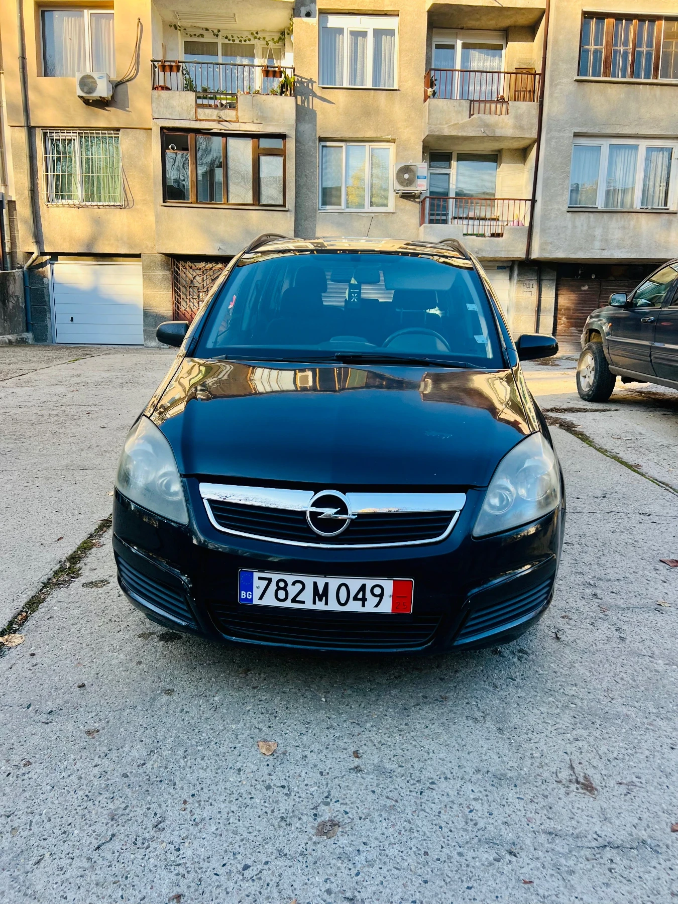 Opel Zafira Opel zafira 1.9. Топ , снимка 1