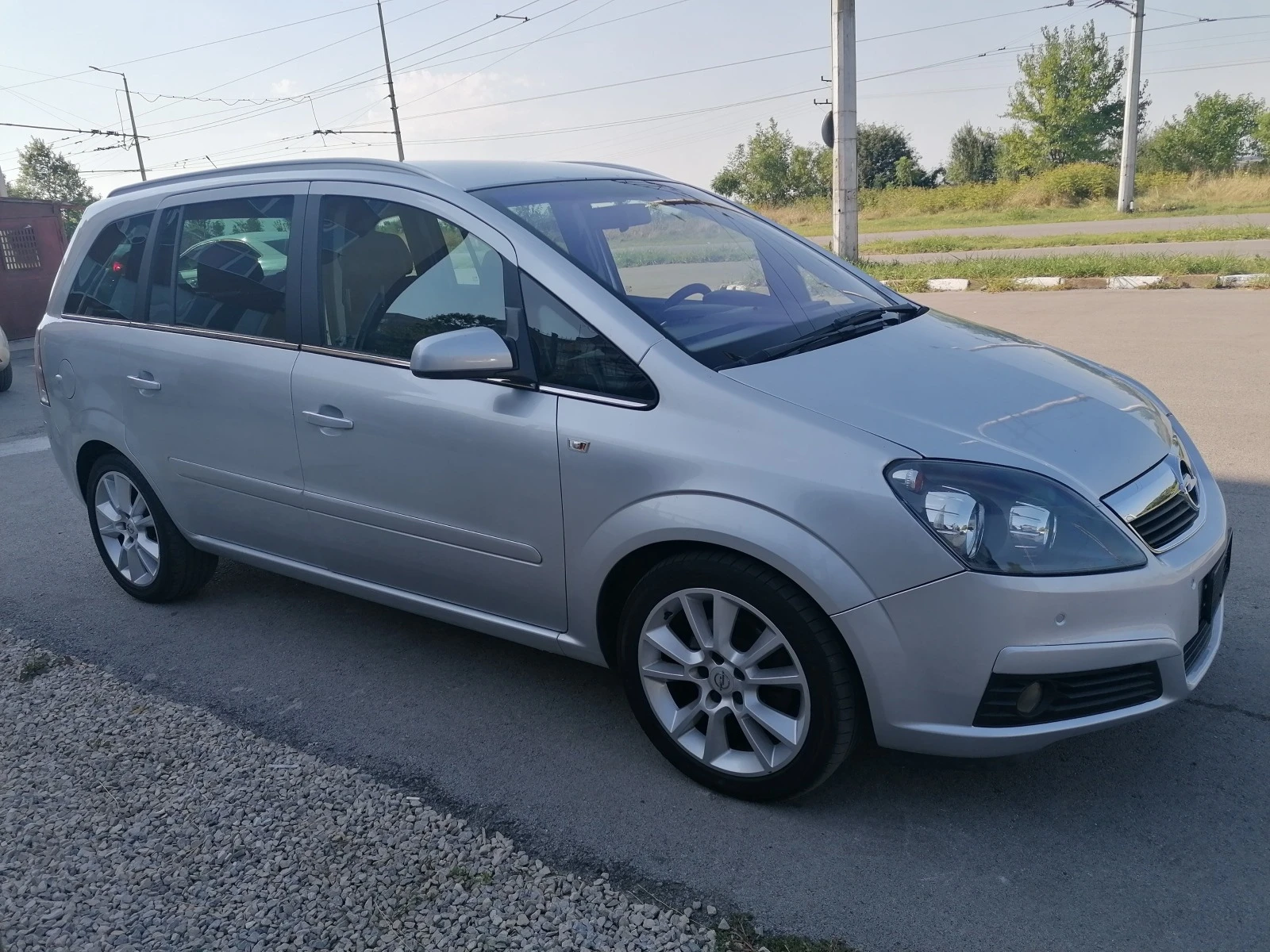 Opel Zafira 1.8I Автомат Газ 7 Места  - изображение 6