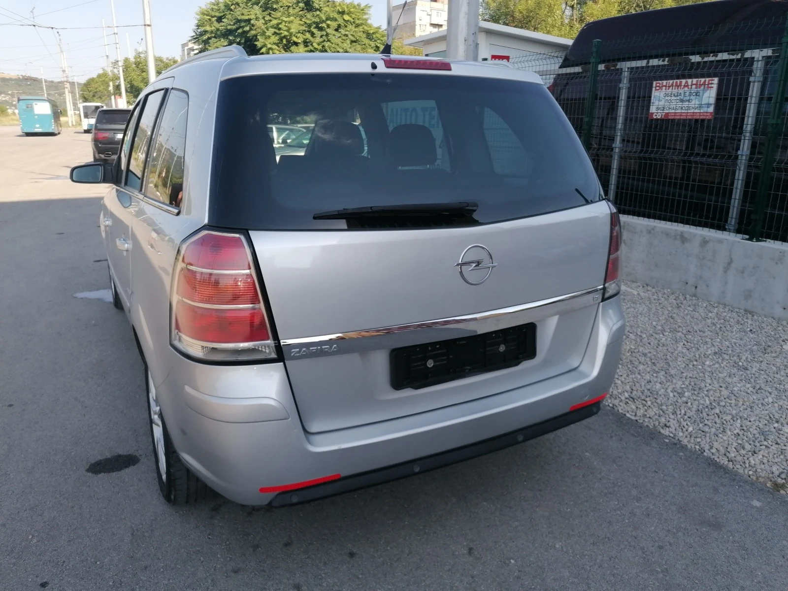 Opel Zafira 1.8I Автомат Газ 7 Места  - изображение 4