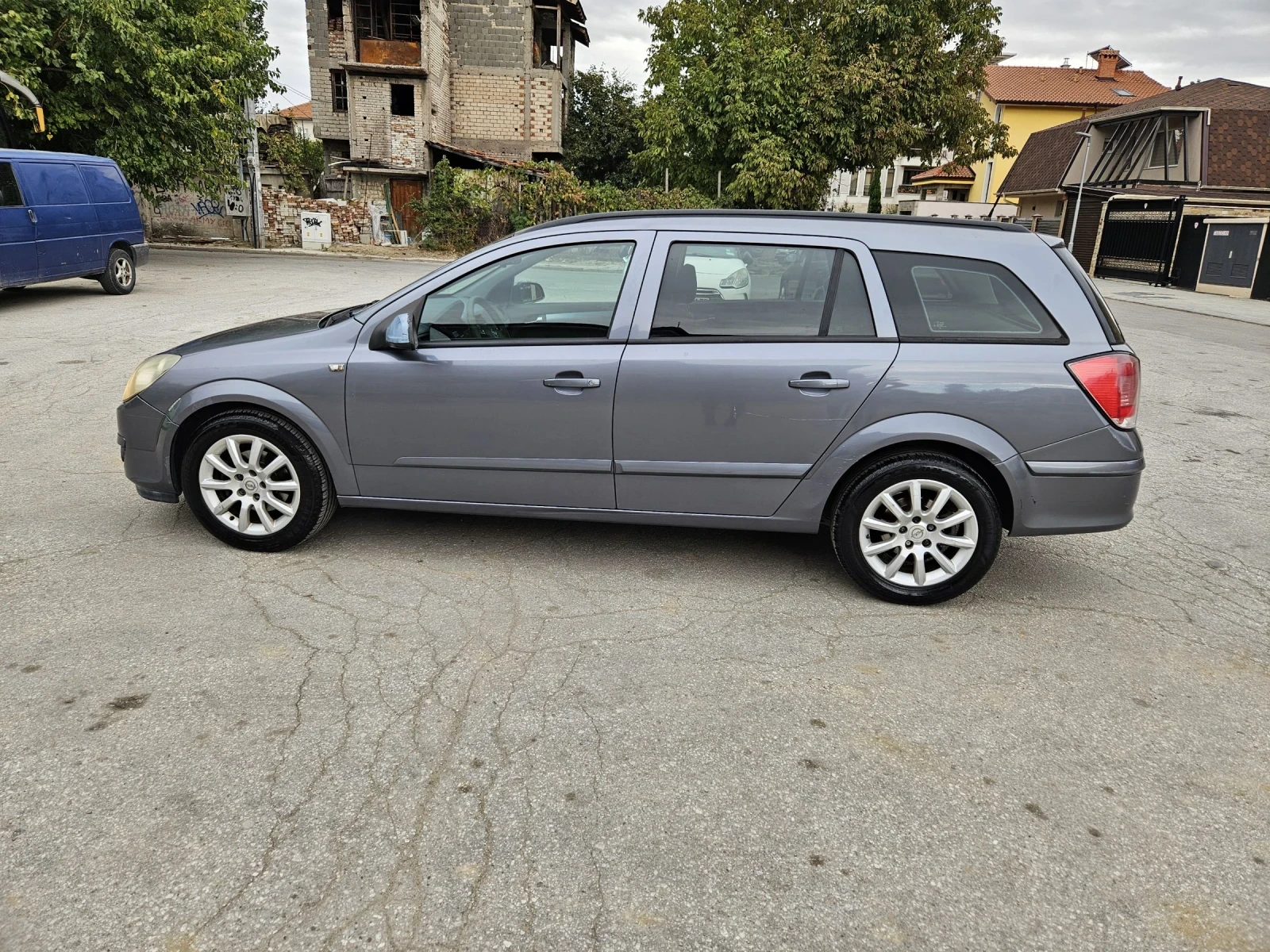 Opel Astra 1.6 i Автоматик Климатик - изображение 6