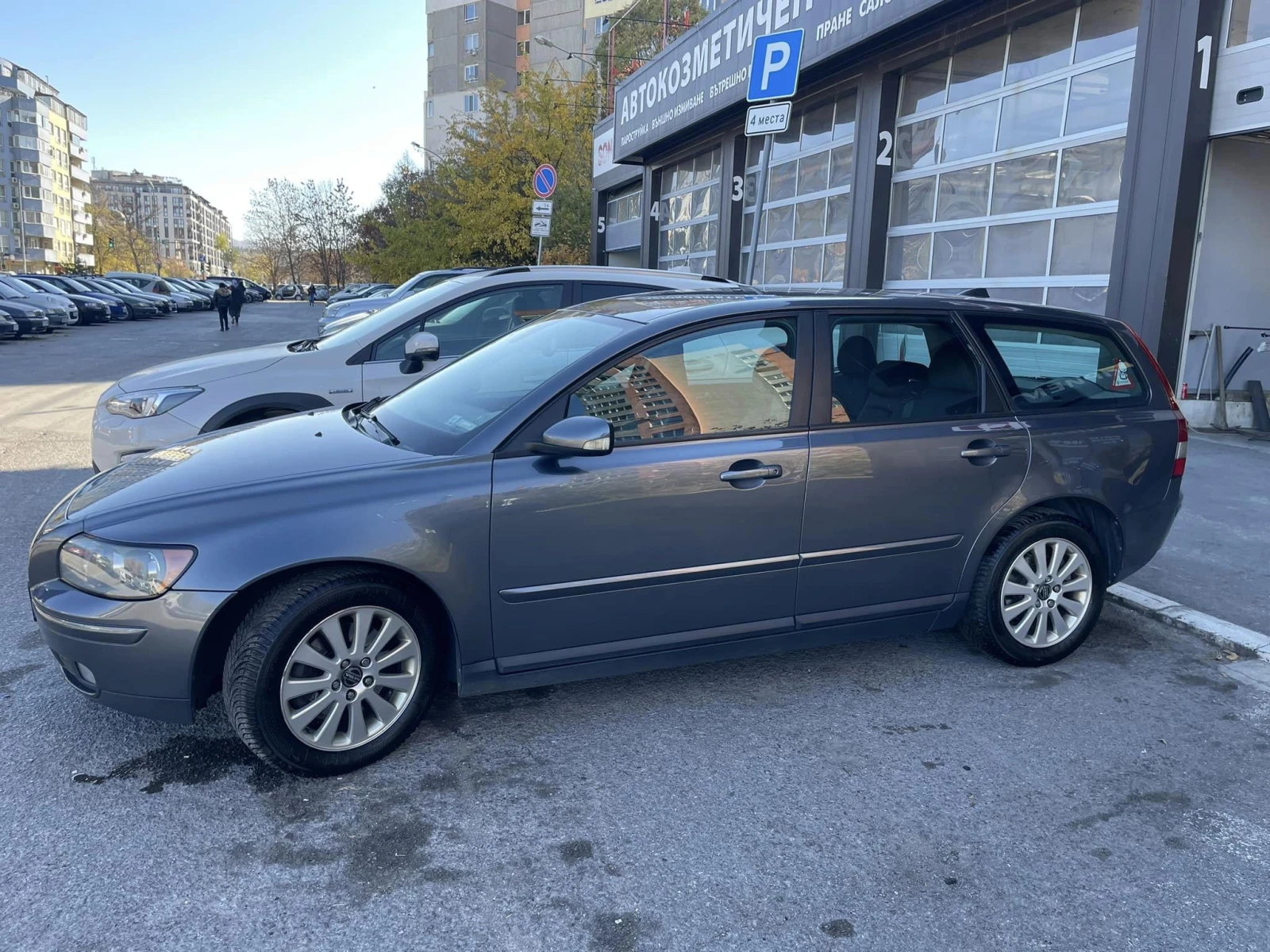 Volvo V50  - изображение 2