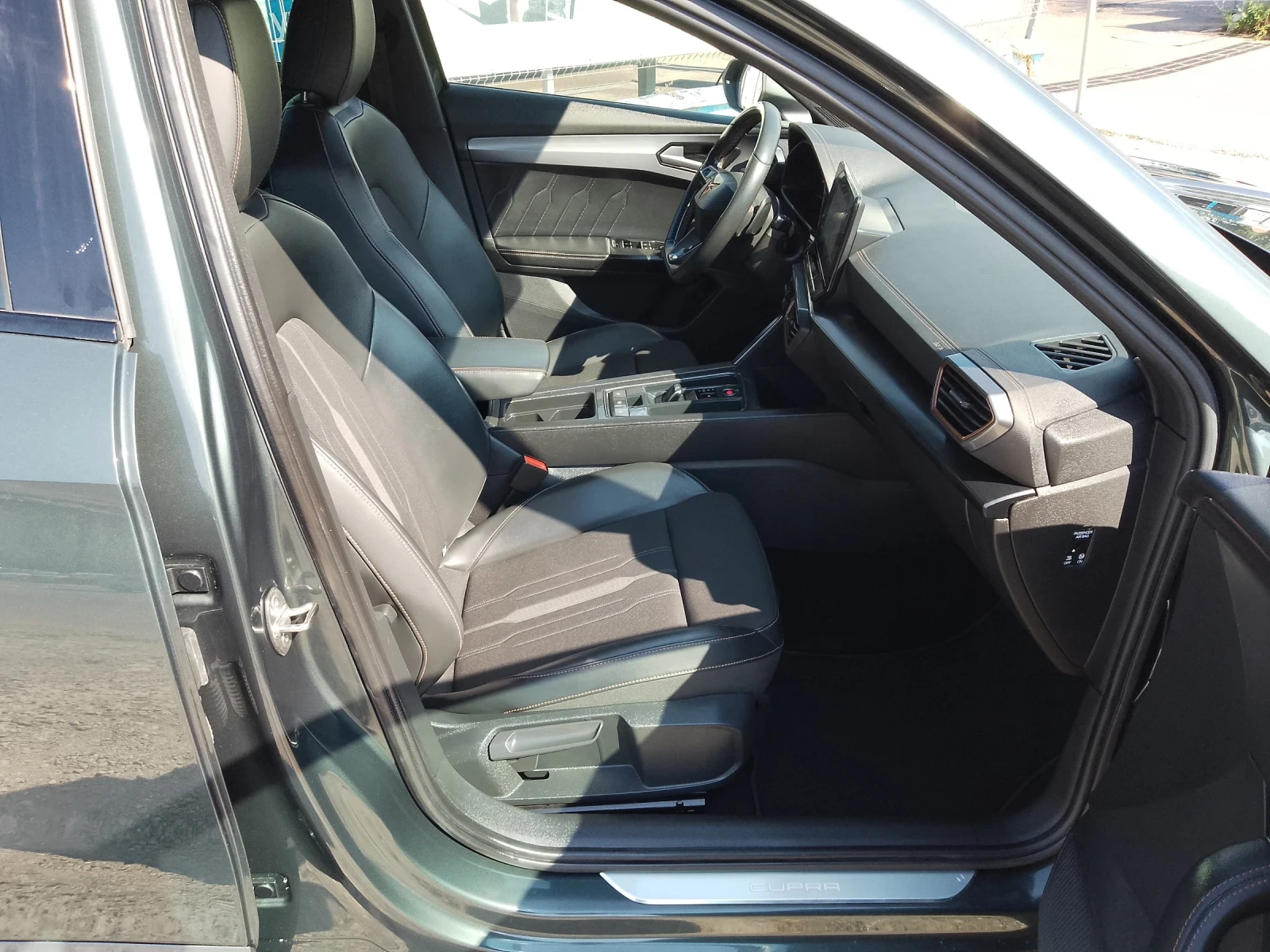 Cupra Formentor 2.0TDI/4x4/ПАНОРАМА/FULL - изображение 10