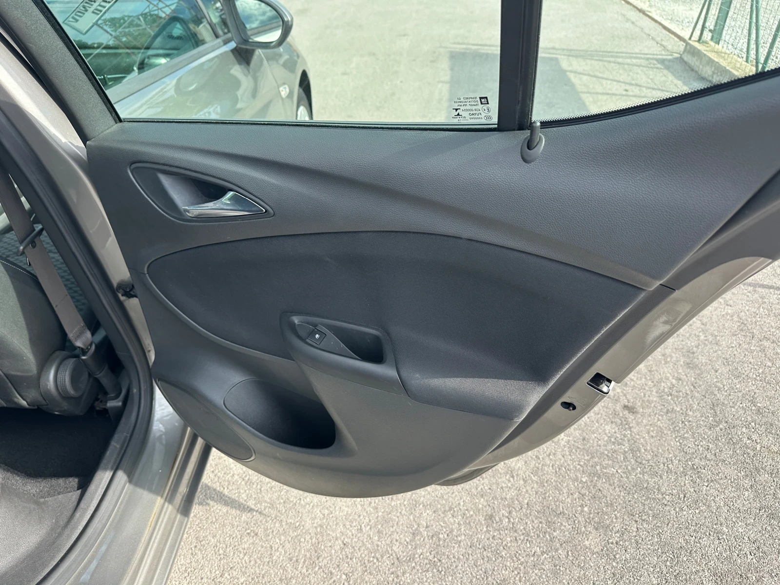 Opel Astra 1.6 - изображение 7