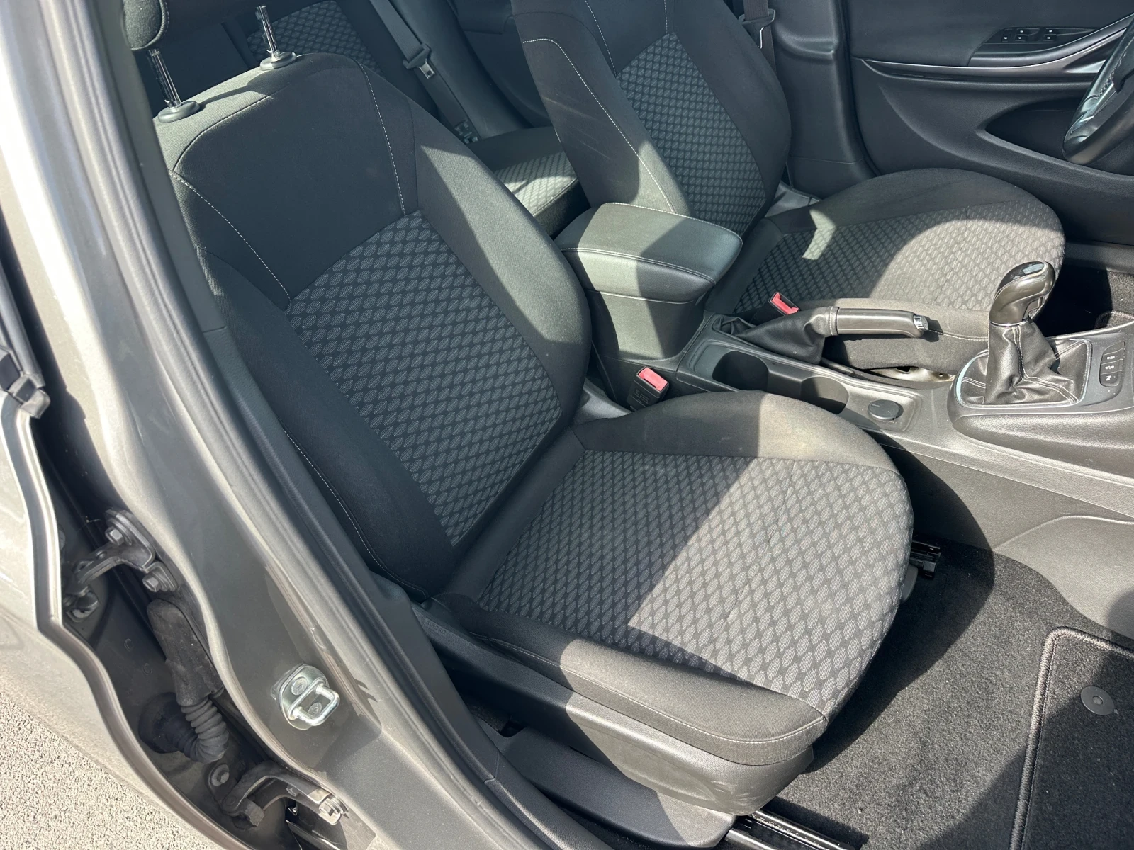 Opel Astra 1.6 - изображение 9