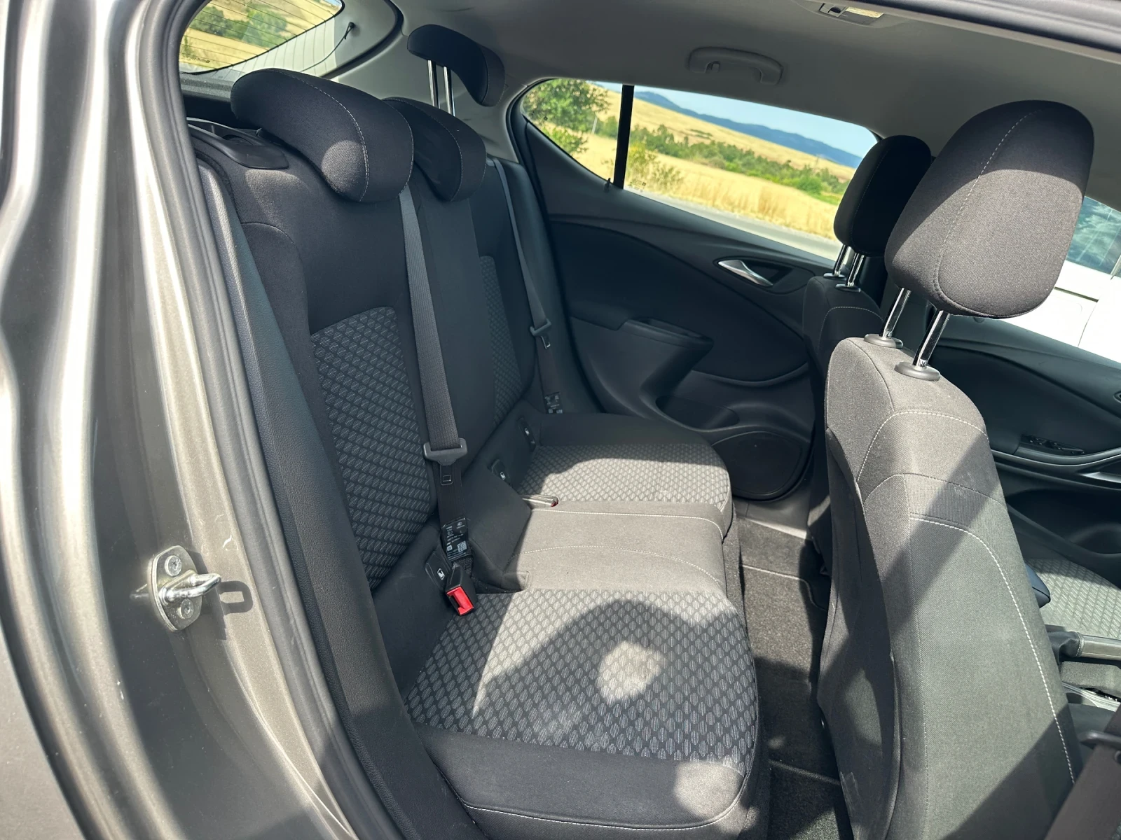 Opel Astra 1.6 - изображение 8
