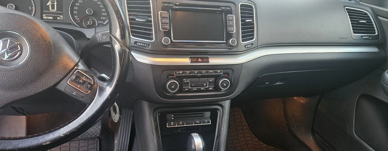 VW Sharan 2.0TDI - изображение 8