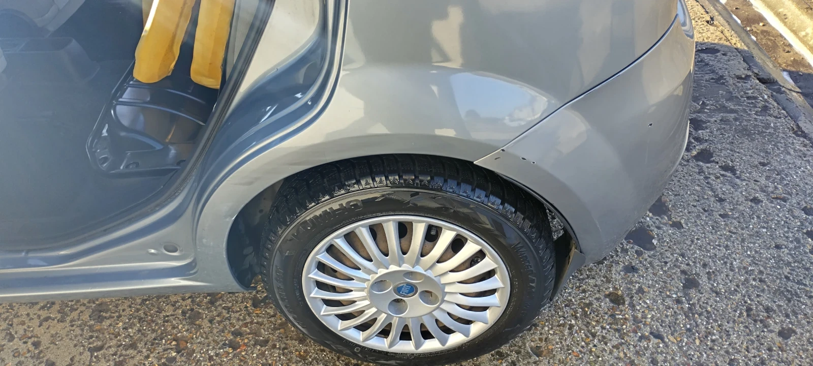 Fiat Punto  1.4 | Mobile.bg   14