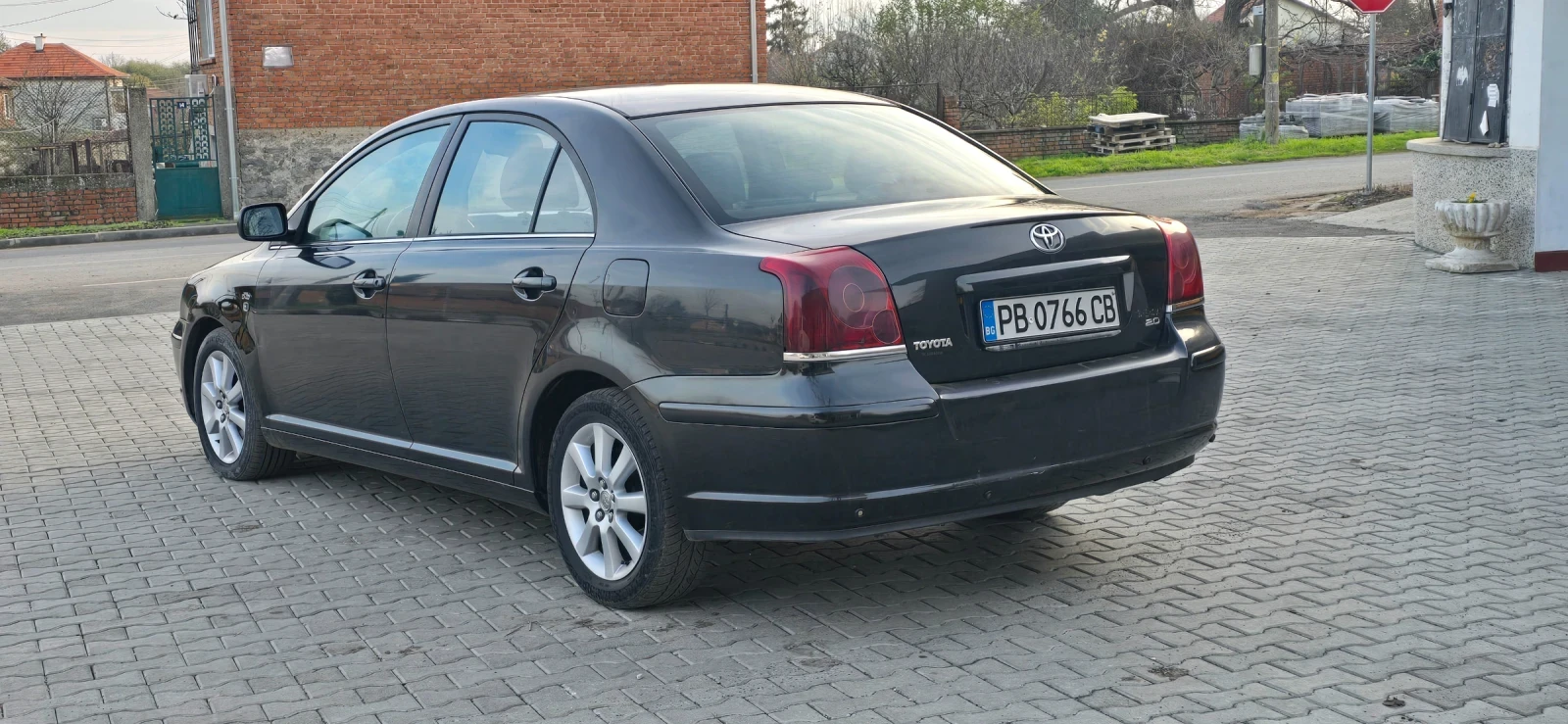 Toyota Avensis 2.0 116 к.с  - изображение 7