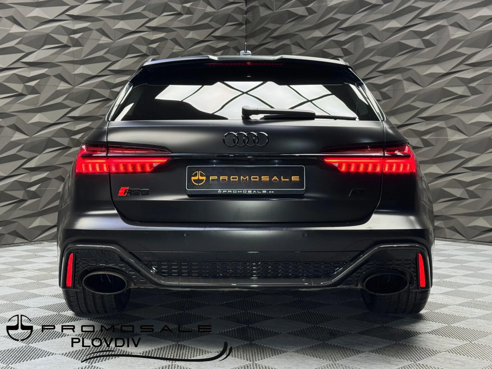 Audi Rs6 Avant ABT* Ceramic* 3D B&O* 360* Pano* Matrix* Обд - изображение 4