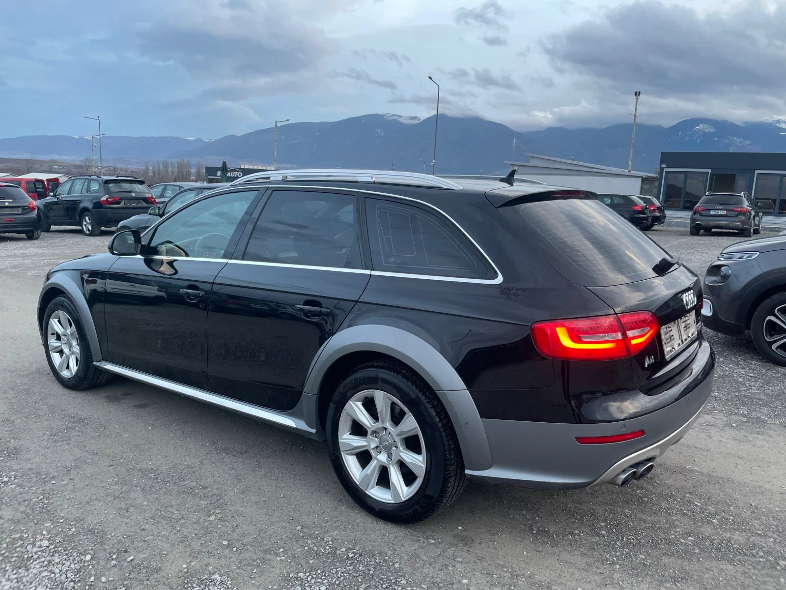 Audi A4 Allroad 2.0TDI FACE ДИСТРОНИК BANG&OLUFSEN 190КС EURO6 LED - изображение 5