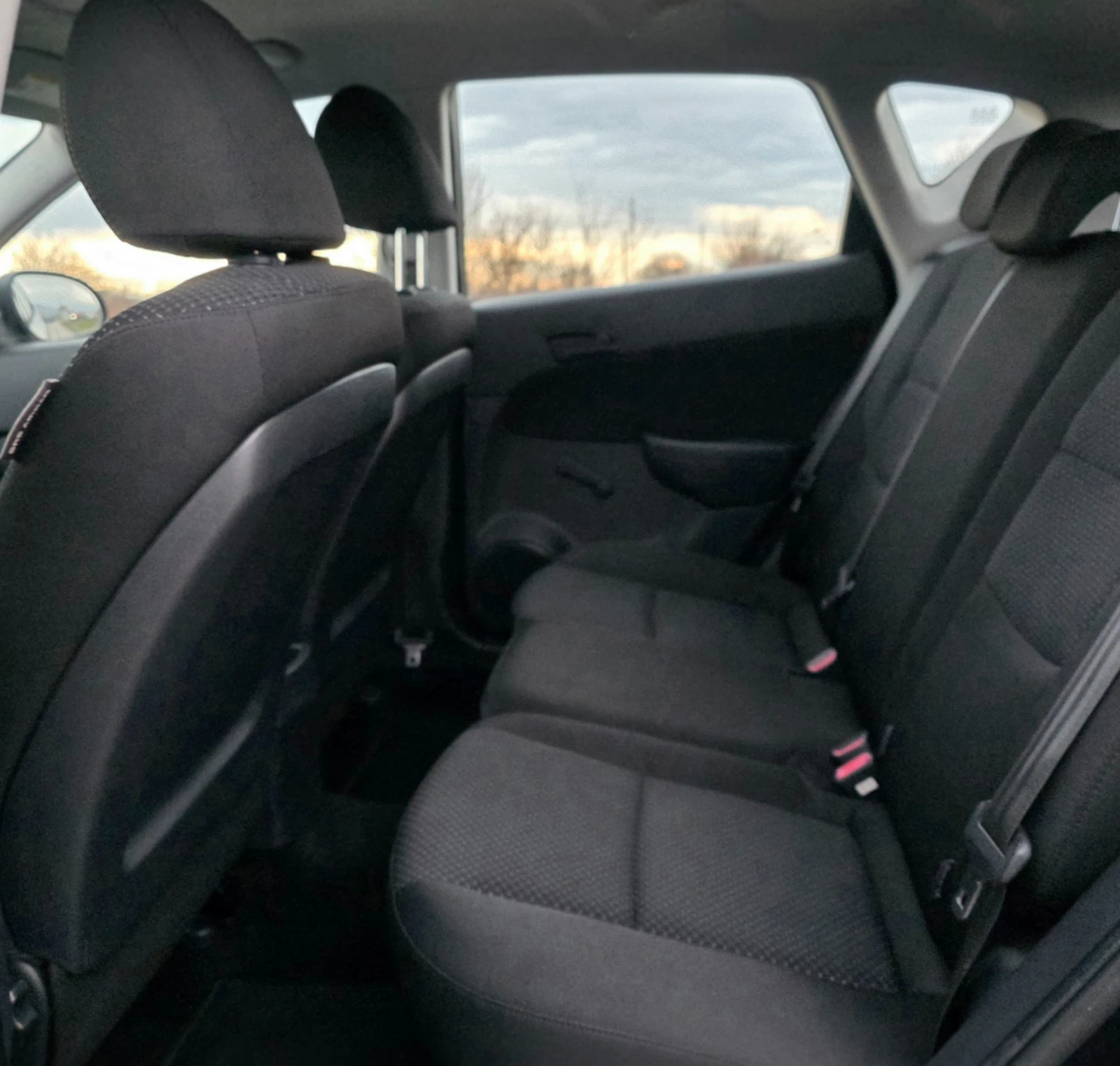 Hyundai I30 1.4i 108ks BRC, снимка 10 - Автомобили и джипове - 53750952