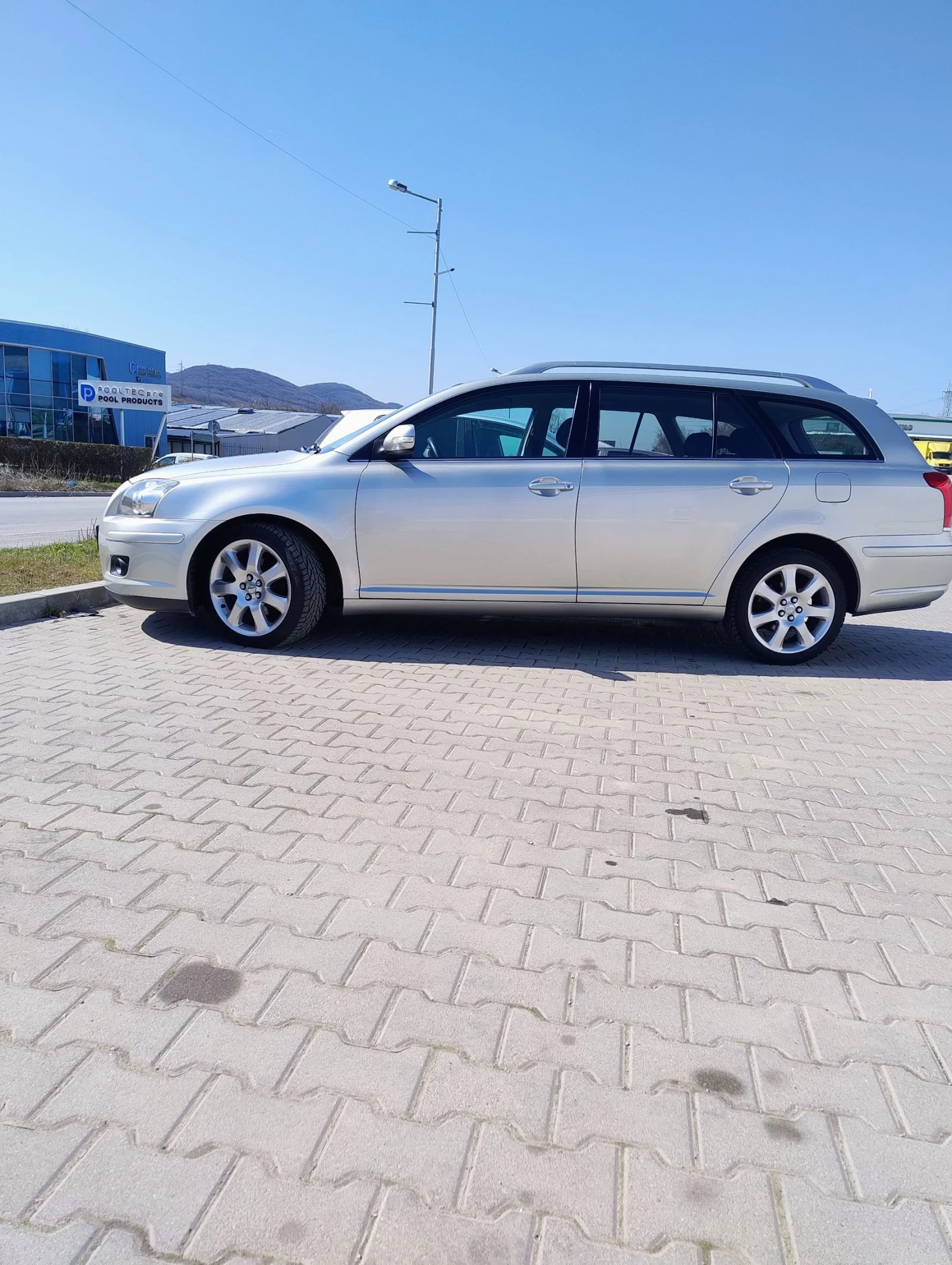 Toyota Avensis T25, снимка 16 - Автомобили и джипове - 53864548