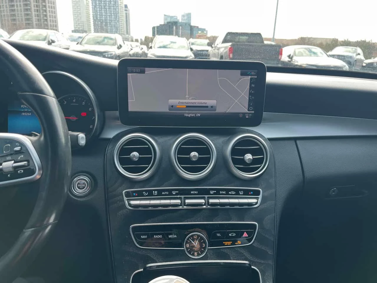 Mercedes-Benz C 300 * CARFAX * ПРЕДСТАВИТЕЛСТВО * KEYLESS, снимка 9 - Автомобили и джипове - 53910668