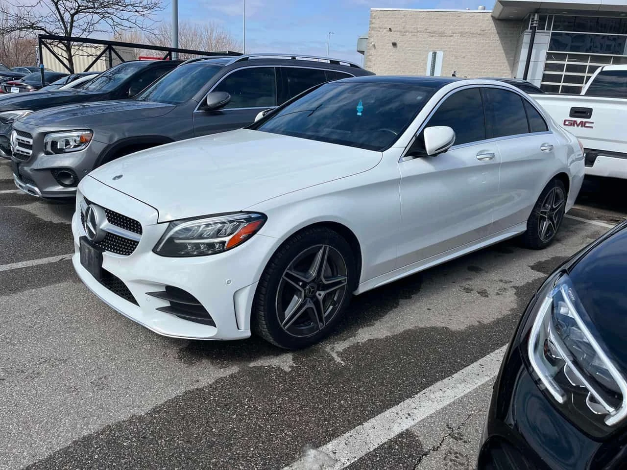 Mercedes-Benz C 300 * CARFAX * ПРЕДСТАВИТЕЛСТВО * KEYLESS, снимка 2 - Автомобили и джипове - 53910668