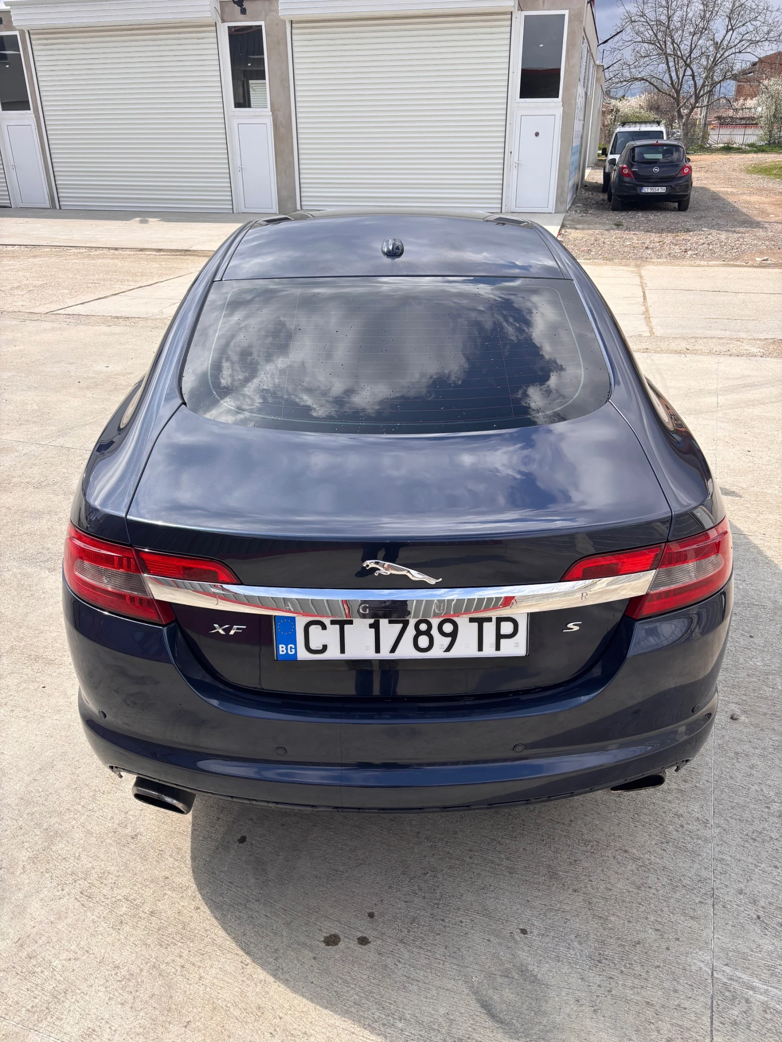 Jaguar Xf 3.0D* BiTurbo* 275к.с.* Кожа* Ксенон, снимка 6 - Автомобили и джипове - 54043378