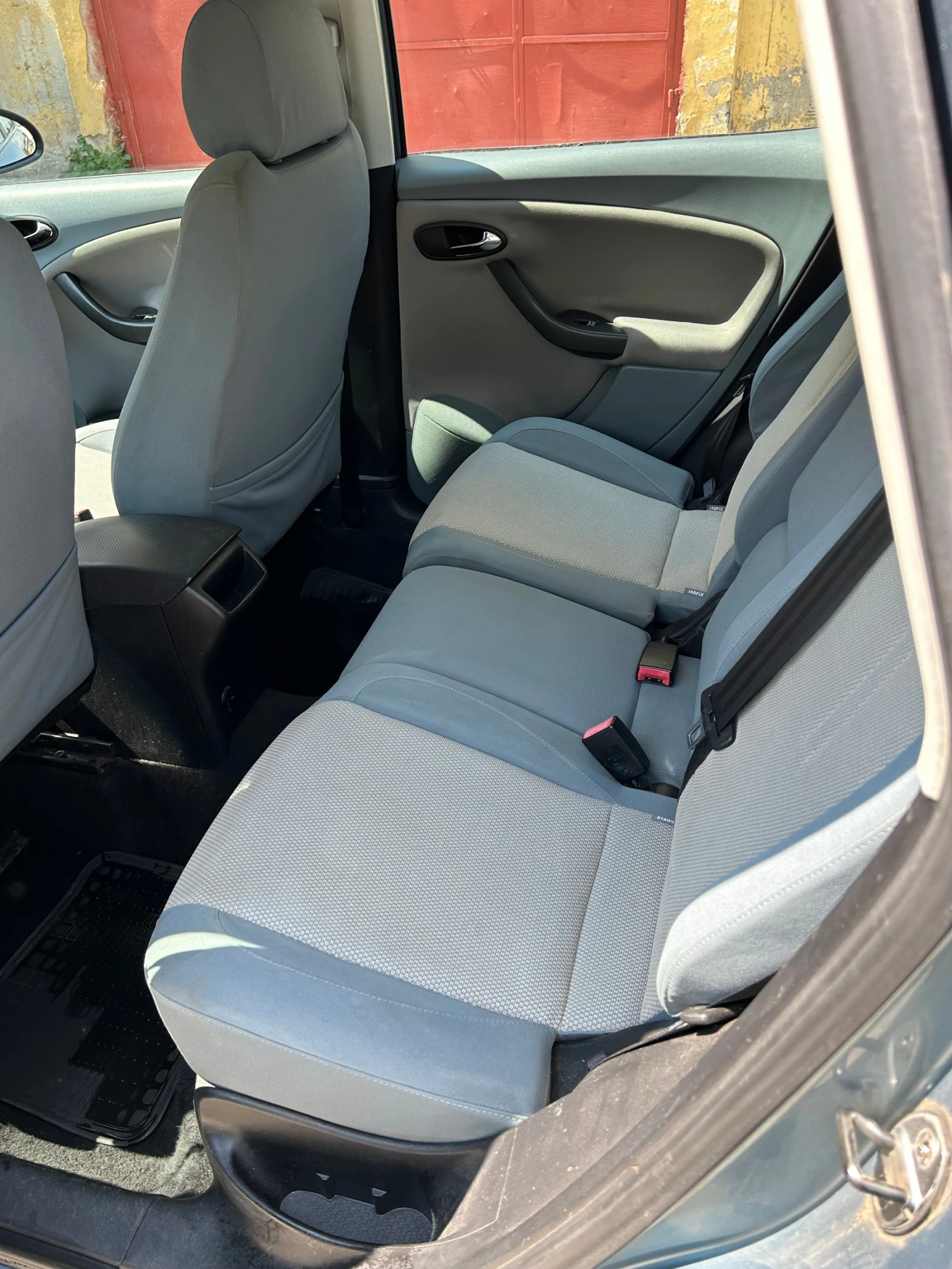 Seat Altea, снимка 11 - Автомобили и джипове - 54236692