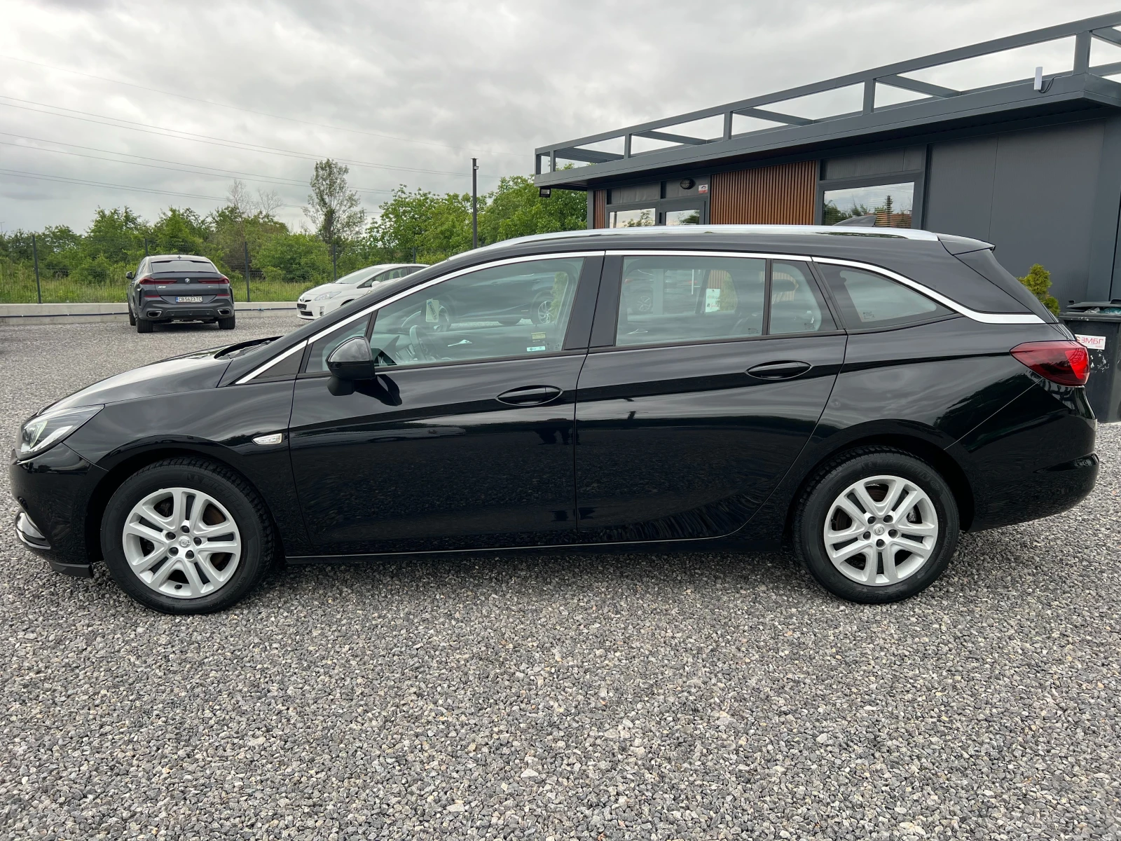 Opel Astra 1.6CDTi ОБСЛУЖЕНА/WOLBD8EG7H8042016/НАВИГАЦИЯ/PDC, снимка 2 - Автомобили и джипове - 54648665