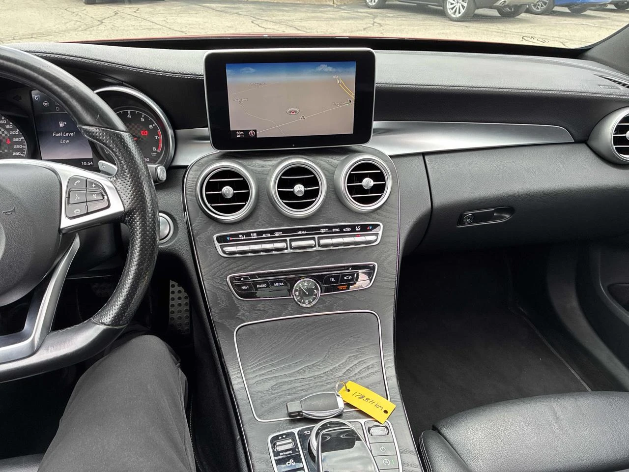 Mercedes-Benz C 450 AMG DISTRONIC+ /BURMESTER/HUD/MULTIBEAM/Пано, снимка 10 - Автомобили и джипове - 55070196