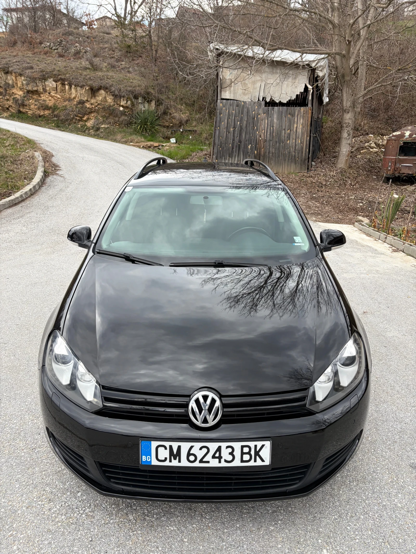 VW Golf Variant 1.6 tdi, снимка 2 - Автомобили и джипове - 55995618