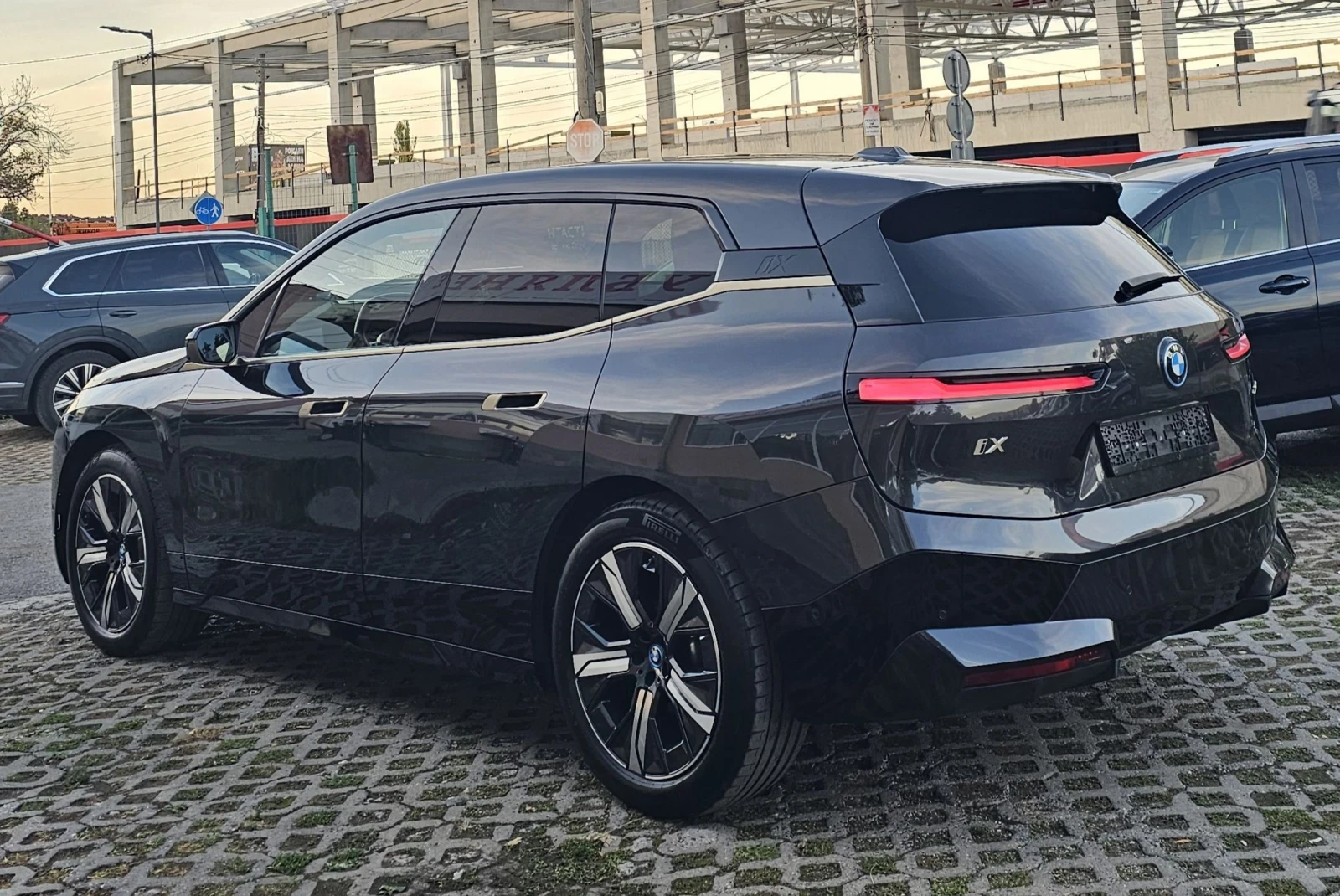 BMW iX xDrive40 M-Sport ����� 360  ������ ��������  | Mobile.bg � ����������� 4
