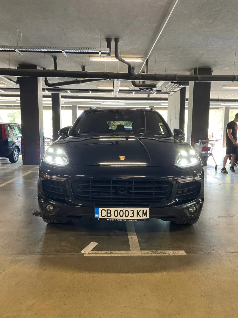 Porsche Cayenne Facelift 385p.s Вакуум, Кейлес, Панорама, Печка, Б, снимка 2 - Автомобили и джипове - 47383906