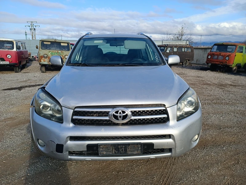 Toyota Rav4 2.2D-CAT , снимка 2 - Автомобили и джипове - 47923207