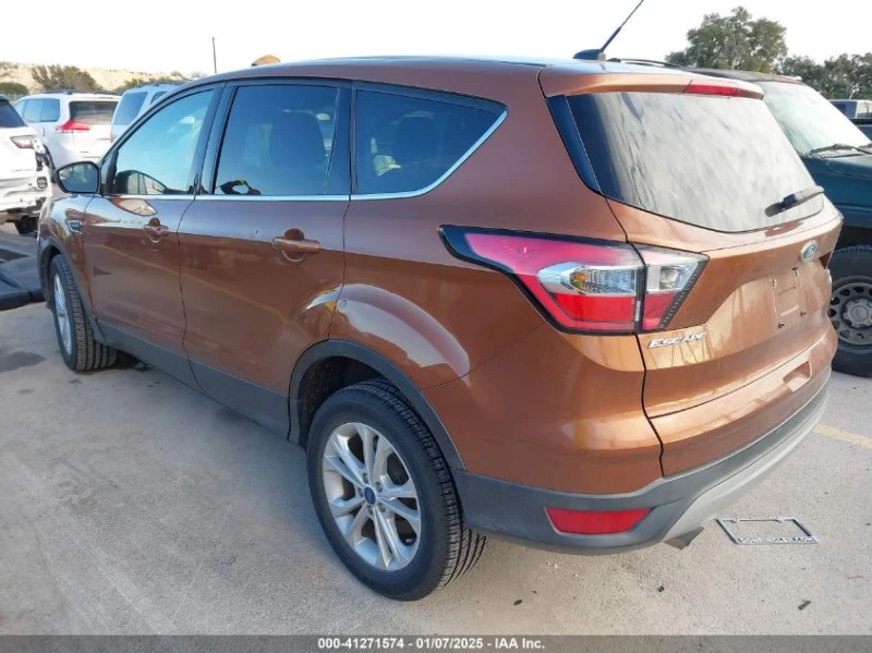 Ford Escape 1.5L I-4 DI, DOHC, VVT, TURBO, 179HP 4X4 Drive, снимка 8 - Автомобили и джипове - 49466762