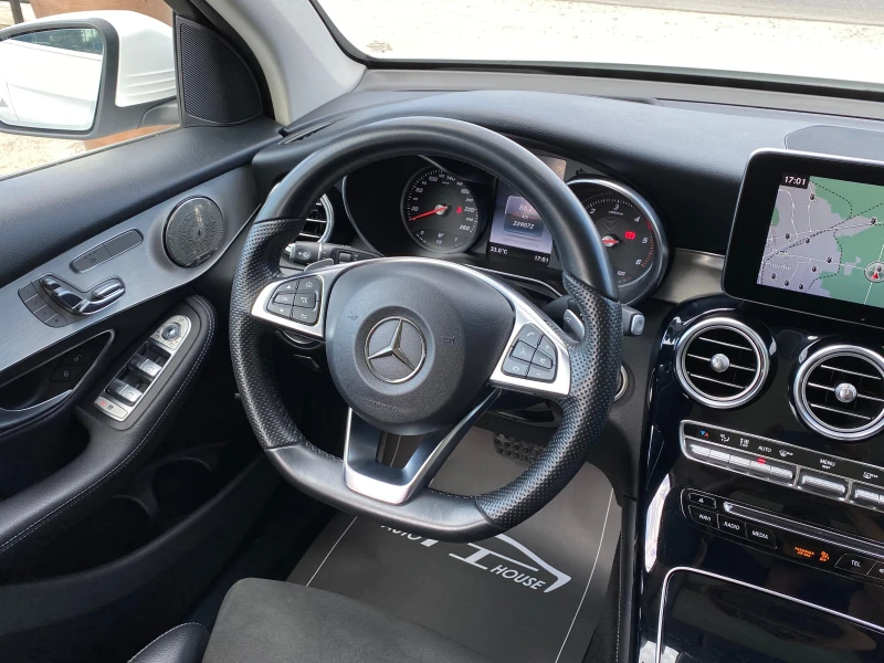 Mercedes-Benz GLC 350 AMG* 9G* Pano* Head UP* Distronic* Key GO* FULL* , снимка 13 - Автомобили и джипове - 51368348