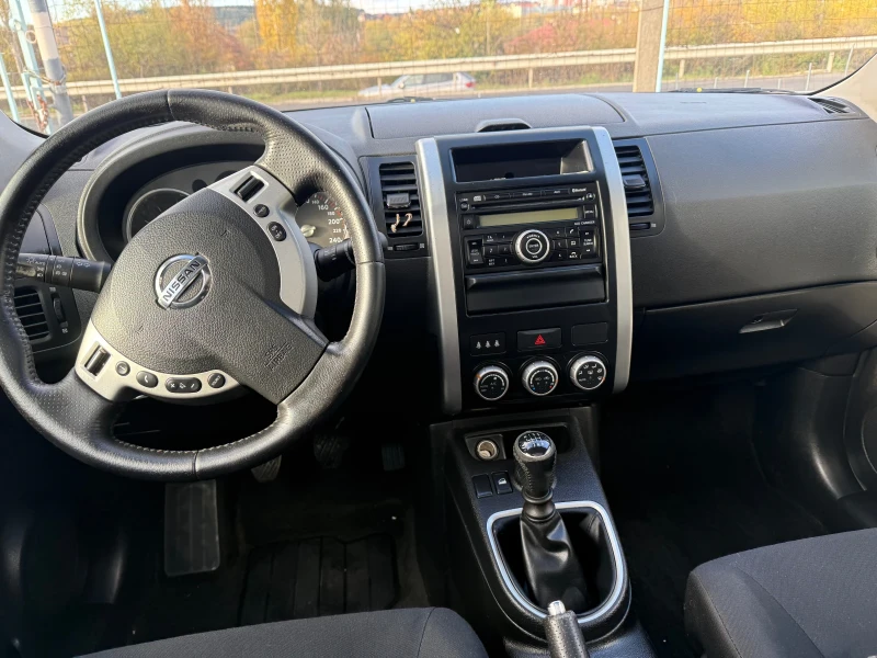 Nissan X-trail 2.5 4x4, снимка 6 - Автомобили и джипове - 52201034