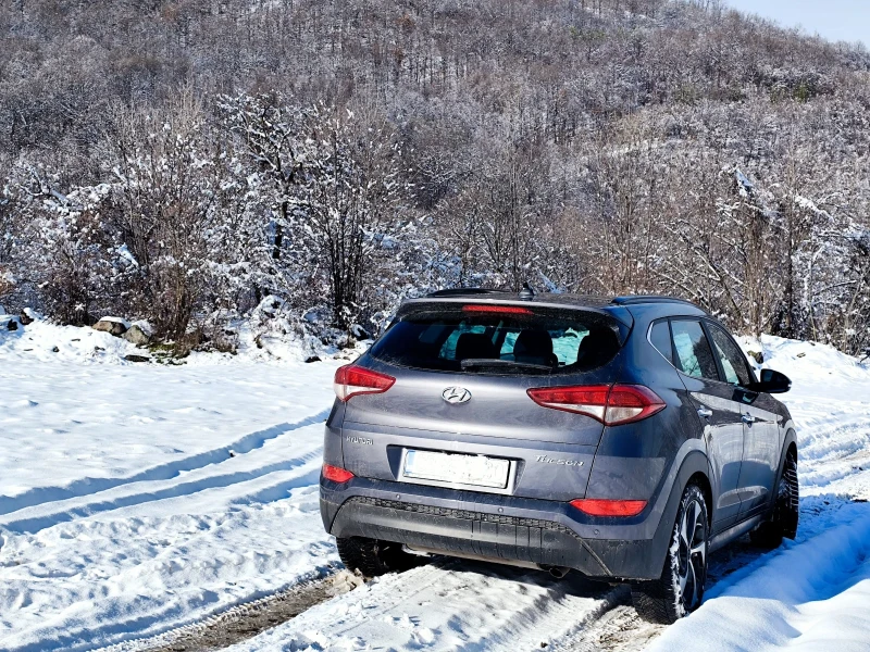 Hyundai Tucson PREMIUM: LED, Панорама, Обдухване, Зимен пакет...., снимка 9 - Автомобили и джипове - 52895962
