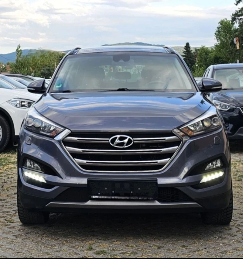 Hyundai Tucson Premium , снимка 14 - Автомобили и джипове - 52828928