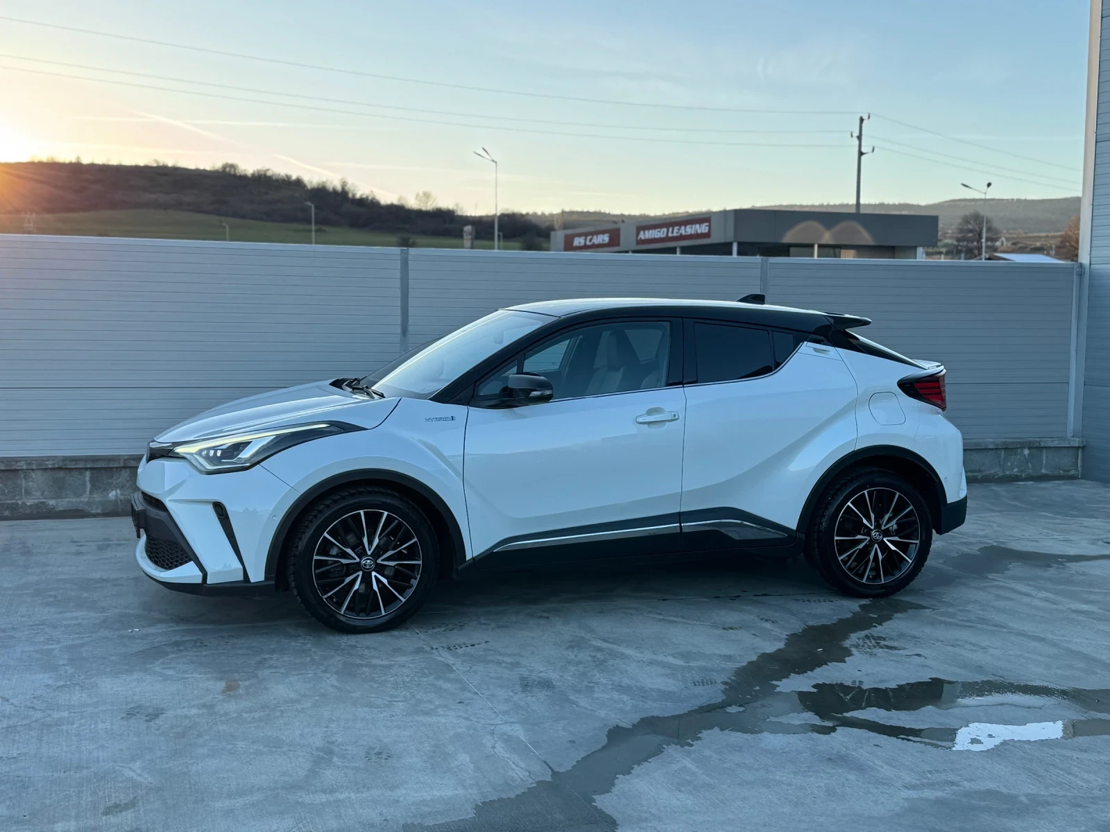 Toyota C-HR 1.8 HYBRID EXCLUSIVE!JBL-sound! FULL TOP!!!! - изображение 8