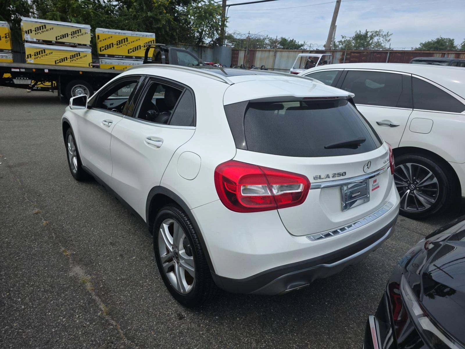 Mercedes-Benz GLA 250 4MATIC !Клип на Мотора!Фиксирана цена! - изображение 4