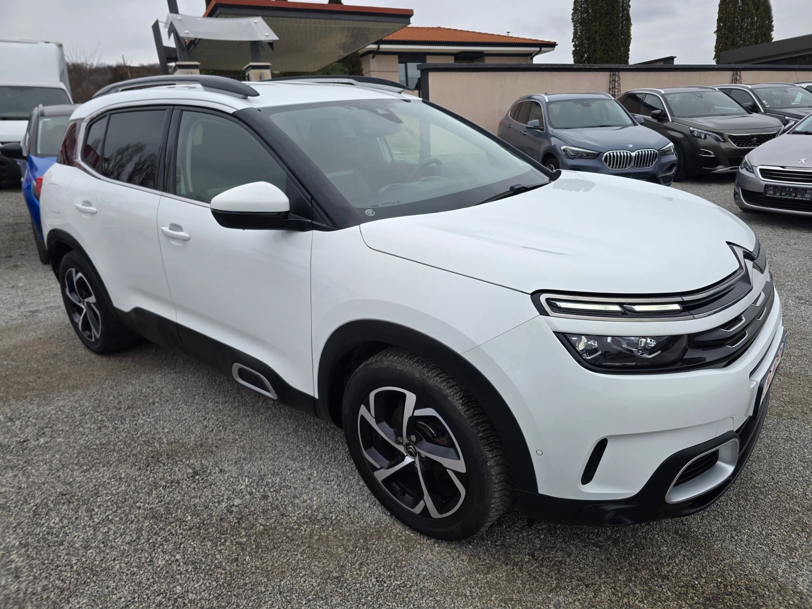 Citroen C5 Aircross 1.5HDI-131k.c-FACE-NAVI - изображение 3