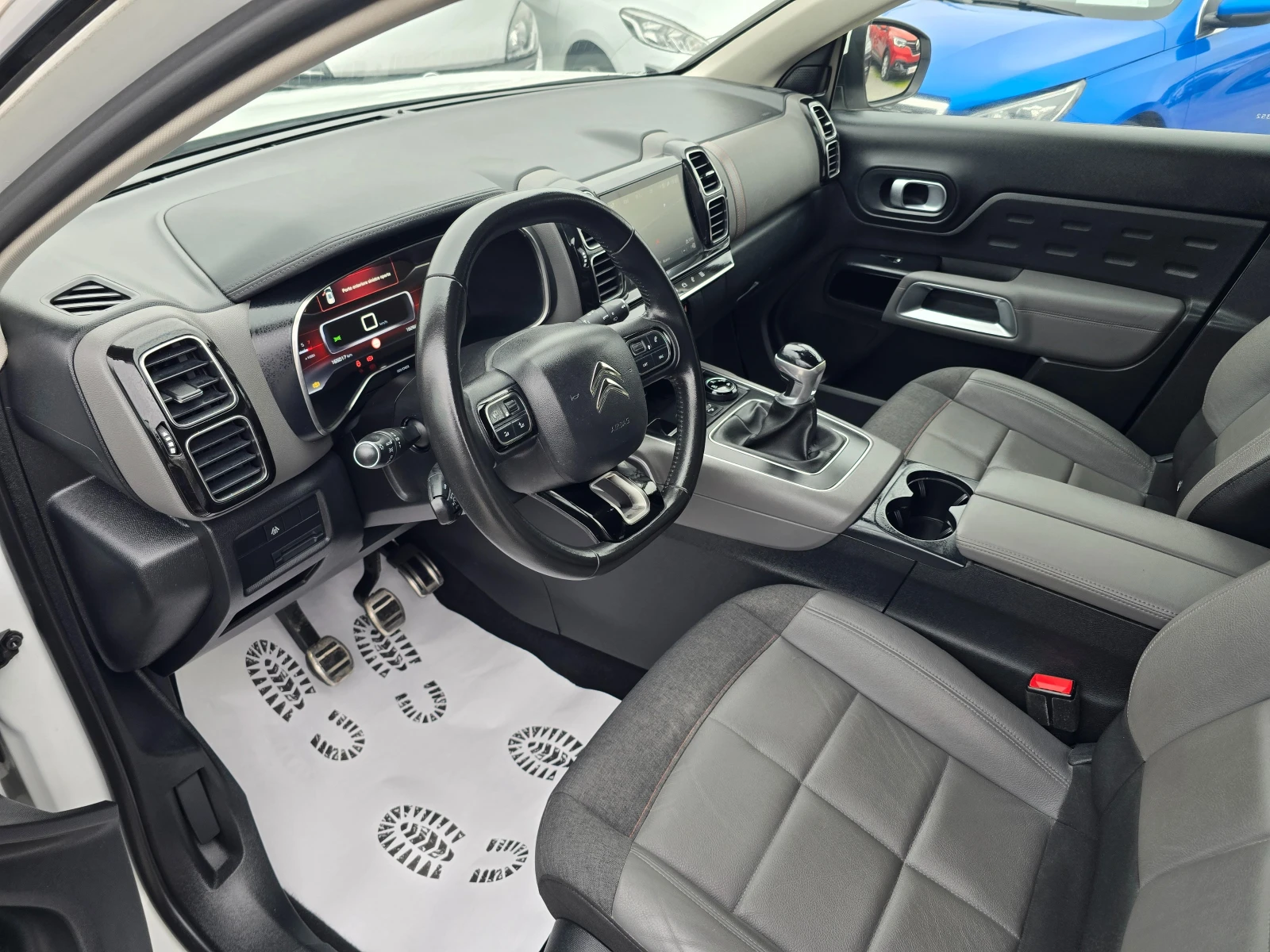 Citroen C5 Aircross 1.5HDI-131k.c-FACE-NAVI - изображение 9