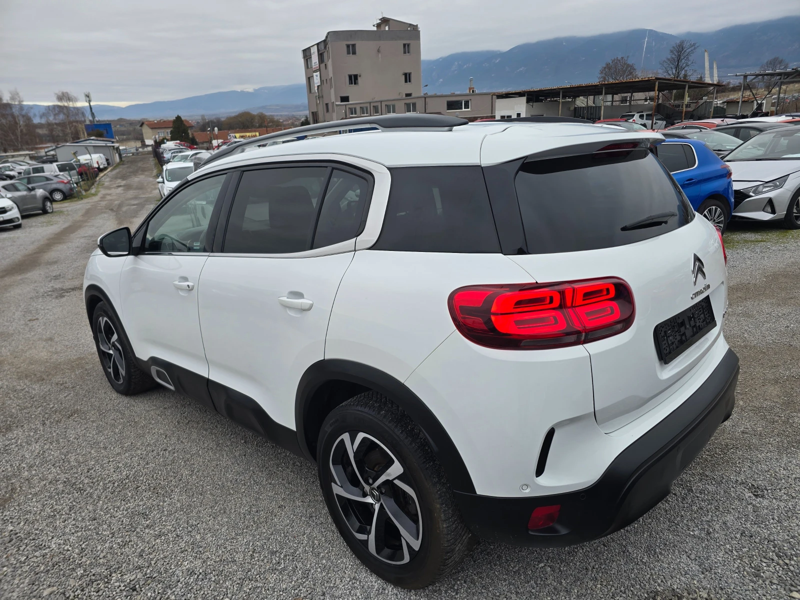 Citroen C5 Aircross 1.5HDI-131k.c-FACE-NAVI - изображение 7