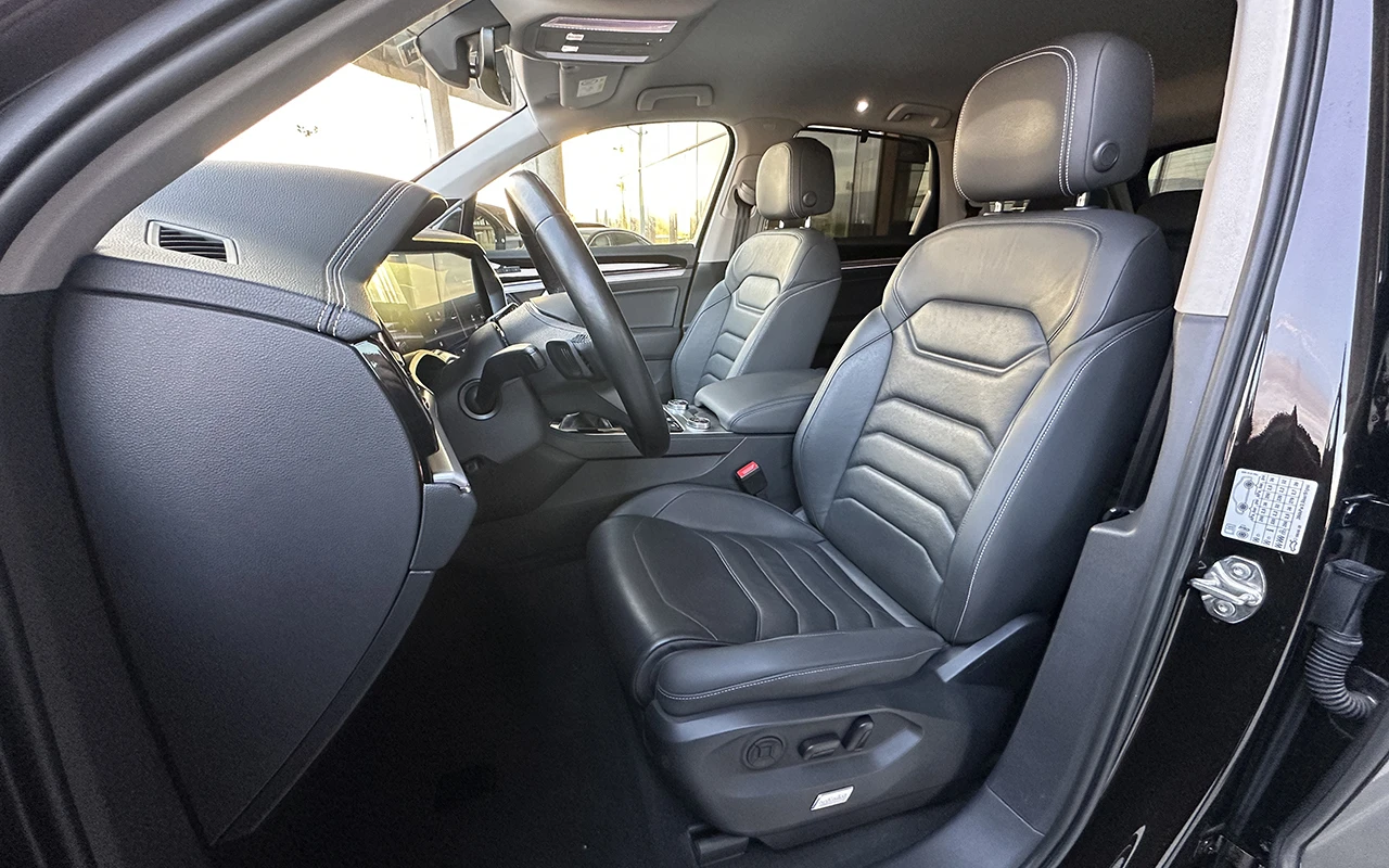 VW Touareg 3.0 TDI Elegance, снимка 6 - Автомобили и джипове - 53924152