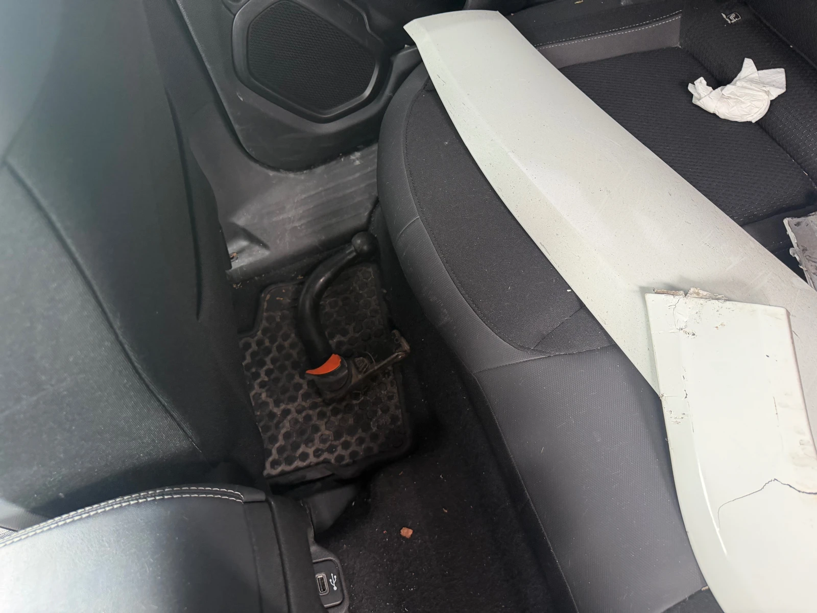 Jeep Renegade 1.3, снимка 9 - Автомобили и джипове - 54219330