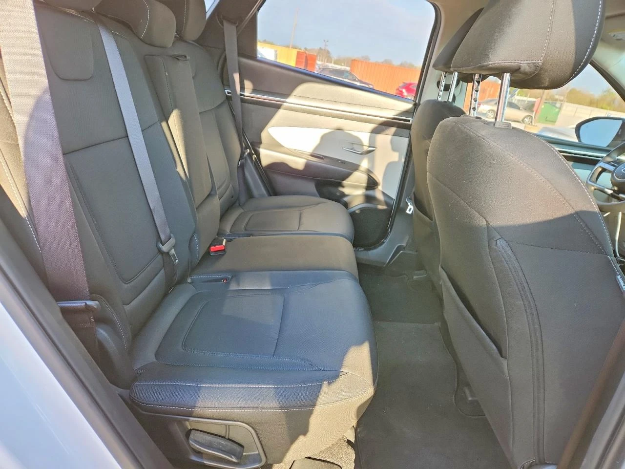 Hyundai Tucson Se, снимка 11 - Автомобили и джипове - 54289766