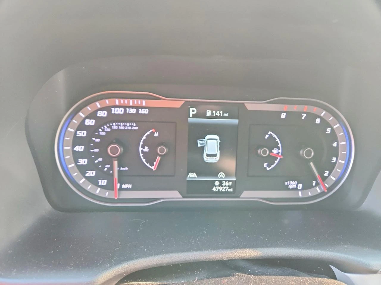 Hyundai Tucson Se, снимка 9 - Автомобили и джипове - 54289766