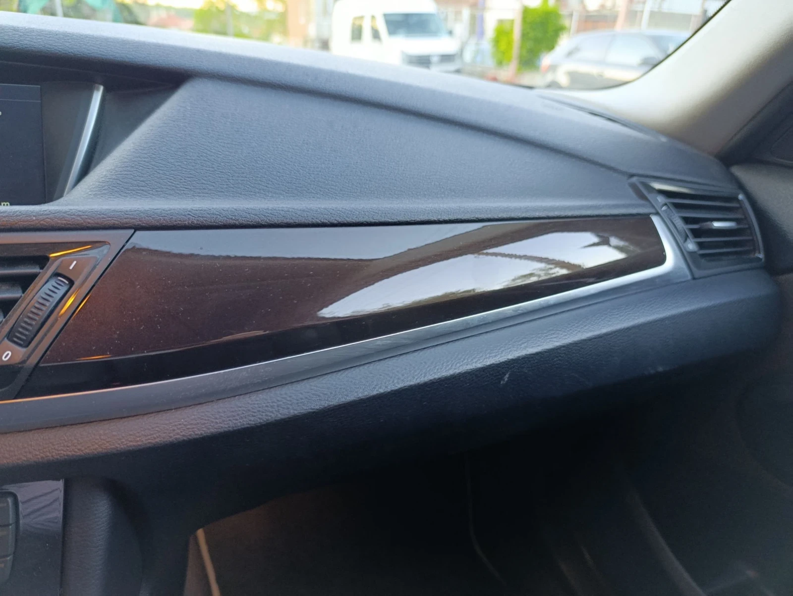BMW X1, снимка 15 - Автомобили и джипове - 54439306