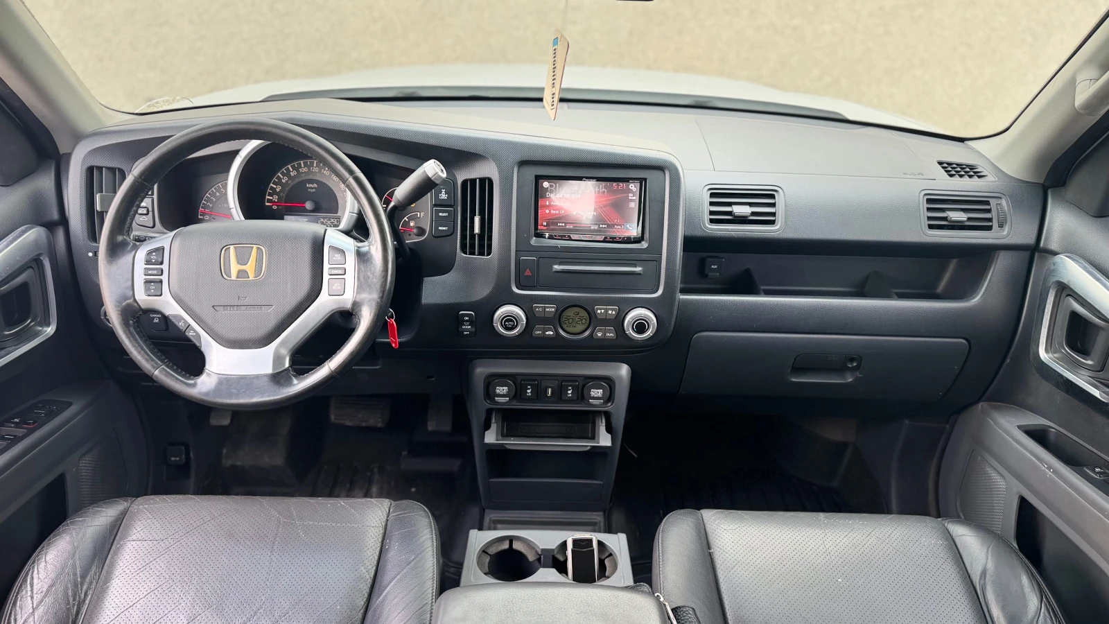 Honda Ridgeline, снимка 11 - Автомобили и джипове - 54593264