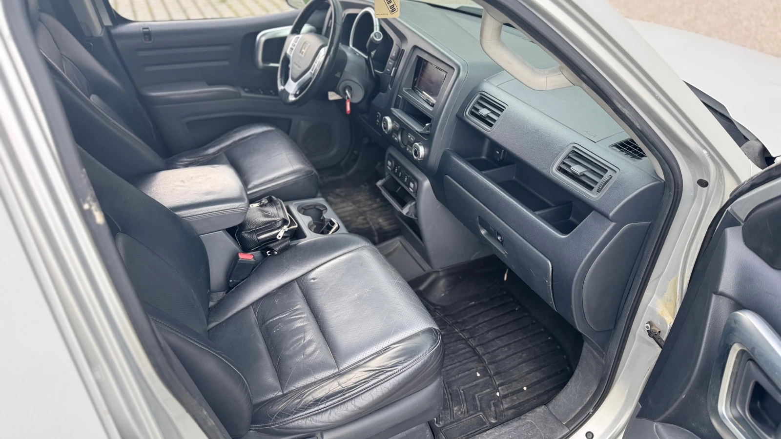 Honda Ridgeline, снимка 9 - Автомобили и джипове - 54593264