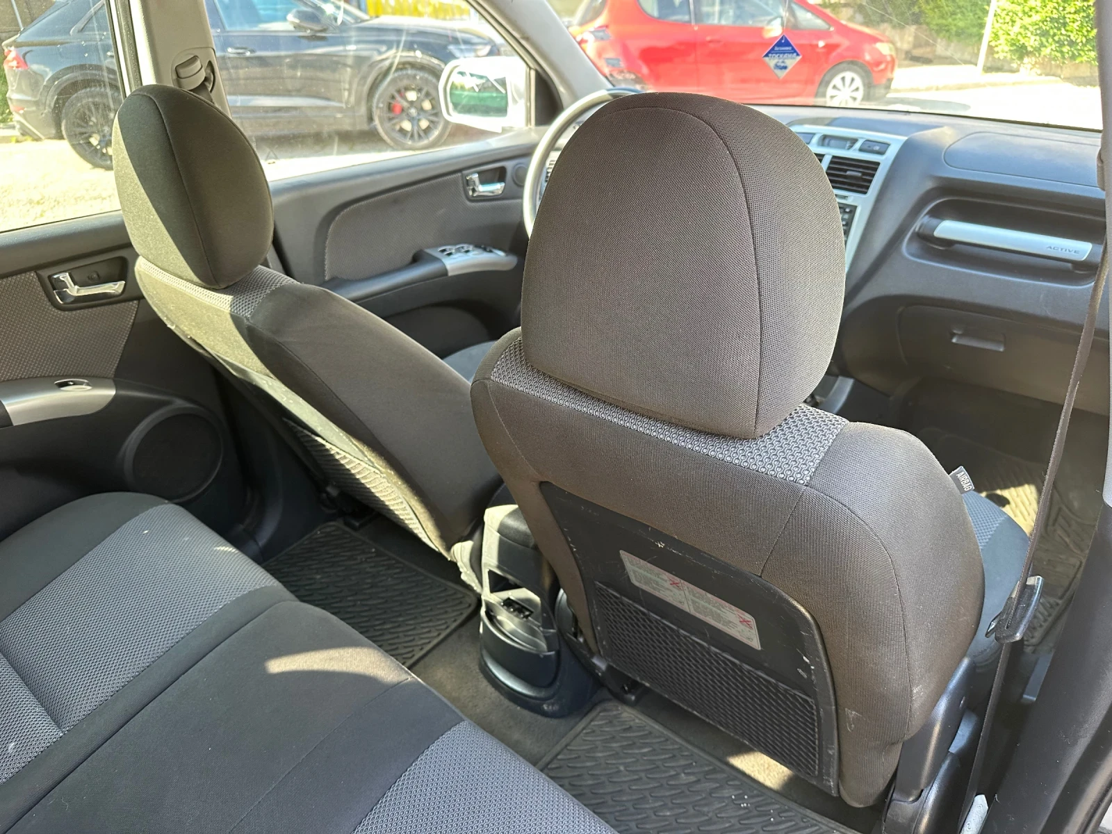 Kia Sportage 4X4, снимка 8 - Автомобили и джипове - 54622634