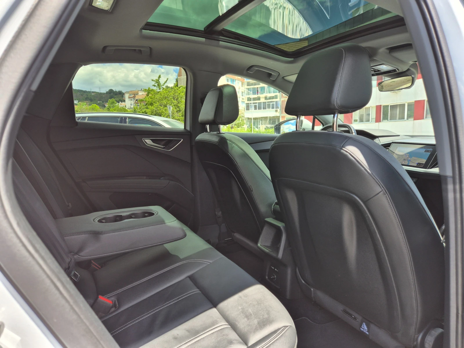 Audi Q4 SPORTBACK E-TRON 82KWH 40 S LINE-PANORAMA-AMBIENT, снимка 10 - Автомобили и джипове - 54969205
