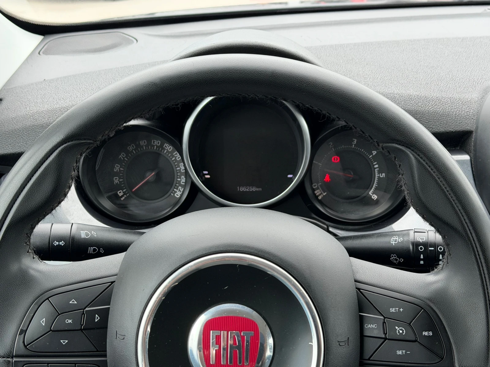 Fiat 500X 1.3mjet ИТАЛИЯ, снимка 10 - Автомобили и джипове - 55183981