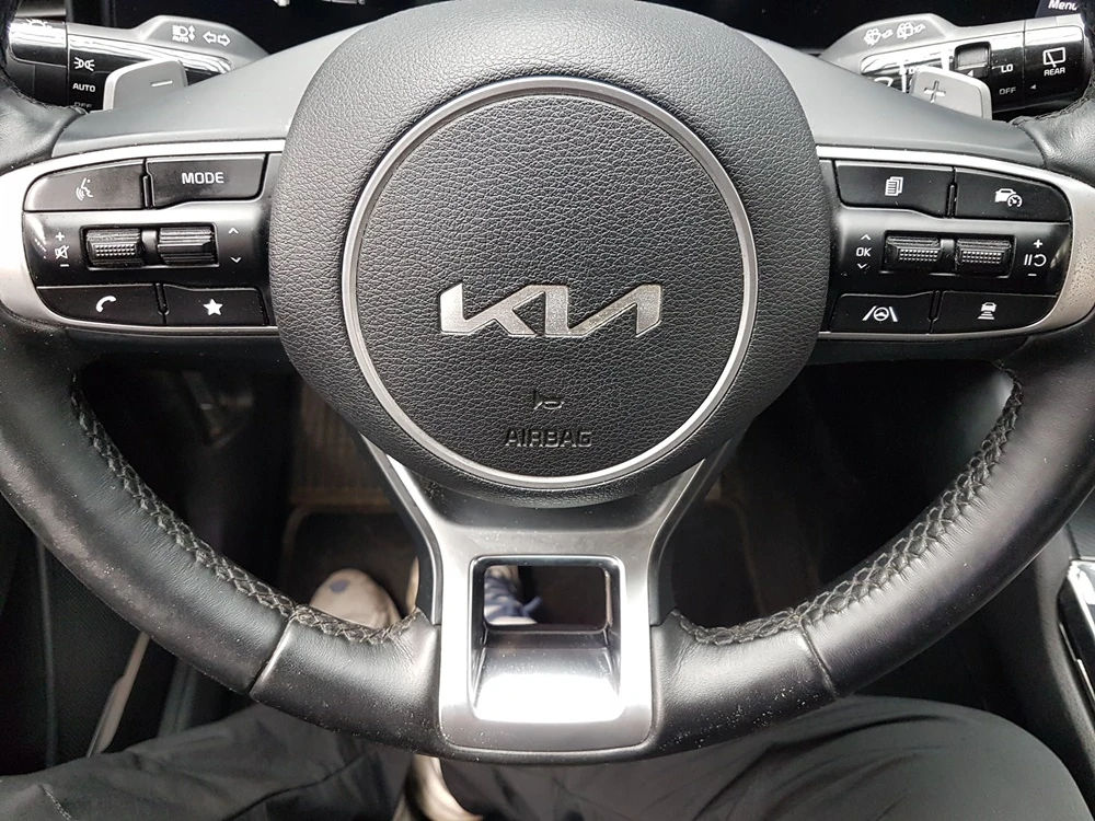 Kia Sportage SIGNITURE, снимка 13 - Автомобили и джипове - 55408049